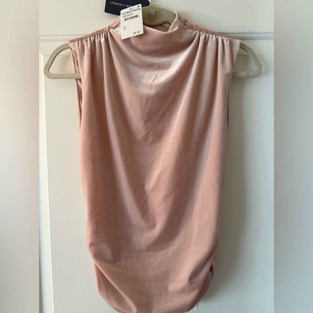 NWT Melrose & Market Place top